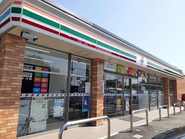 コンビニ　セブンイレブン西那須野西小前店（コンビニ）まで450m