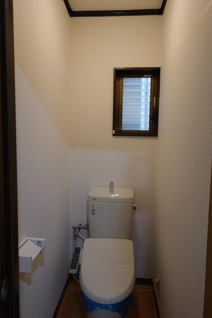 西5Y貸家のトイレ写真