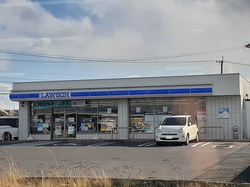コンビニ　ローソン（コンビニ）まで550m