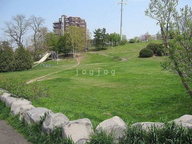 公園　平岸高台公園（公園）まで1058m