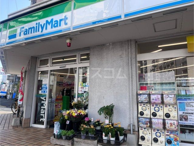 コンビニ　ファミリーマート 新宿弁天町店（コンビニ）まで838m