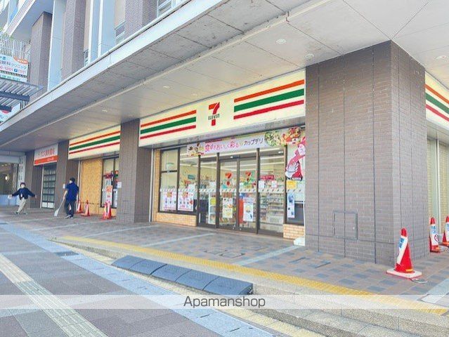 コンビニ　セブン－イレブン大津駅前店（コンビニ）まで308m