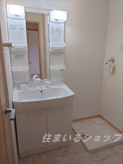 洗面設備　シャンプードレッサー