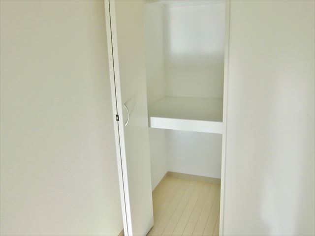 収納　お荷物の多い方でも安心のクローゼット付き♪