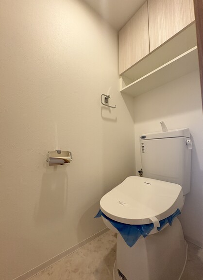 トイレ　同物件・別タイプ2LDKの室内　イメージとして