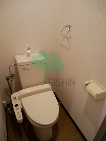 トイレ　清潔感のあるトイレです。