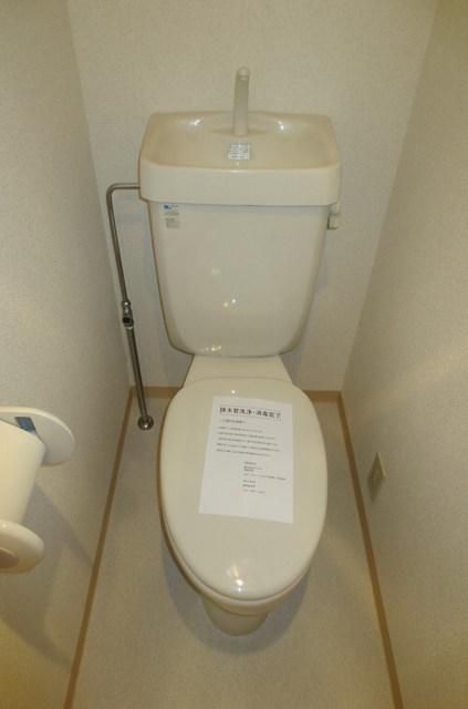トイレ　清潔感の有るトイレです。