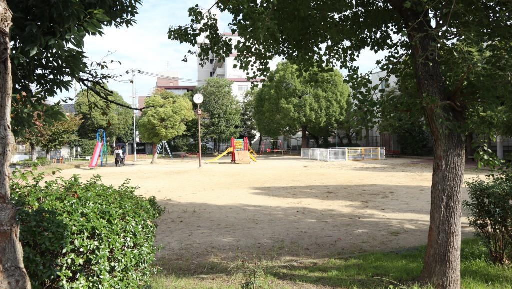 公園　長吉瓜破３号公園（公園）まで294m