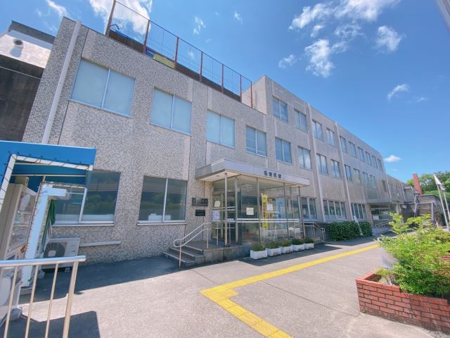 スーパー　名古屋市名東区役所（スーパー）まで450m