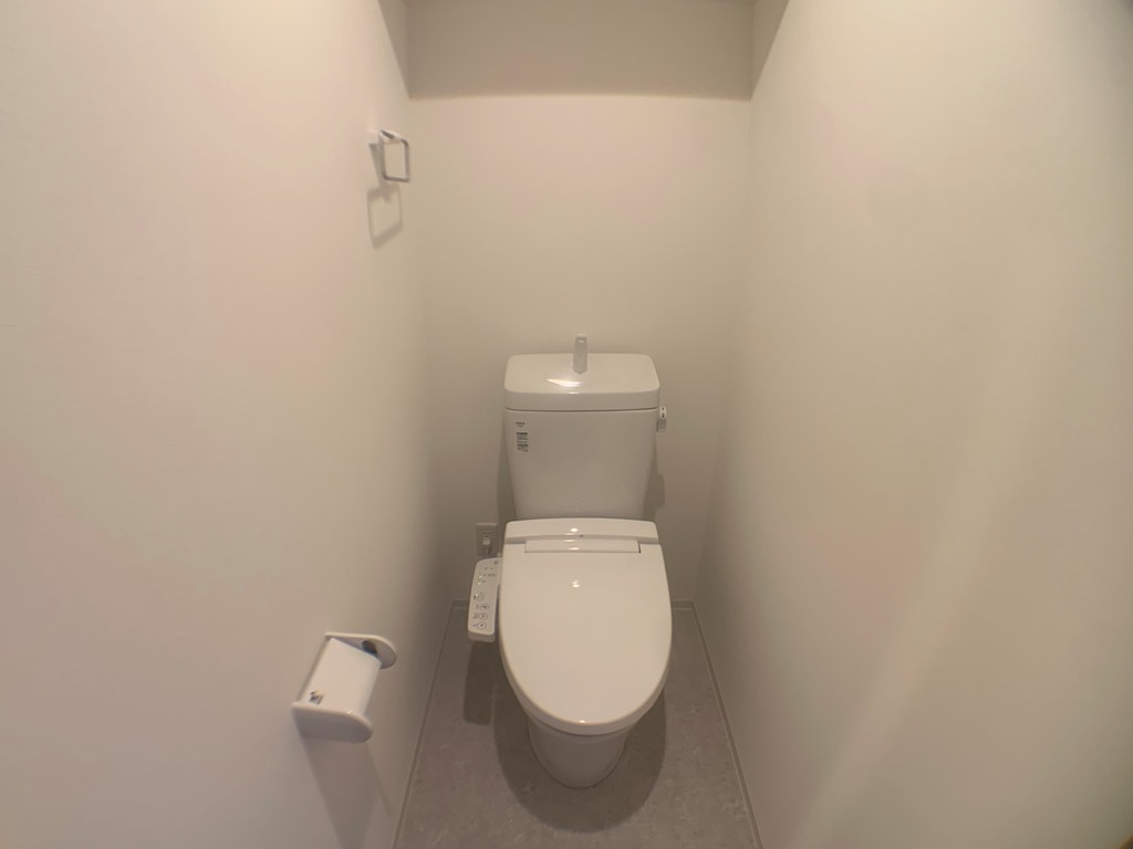 トイレ　ウォシュレット付きのトイレです♪