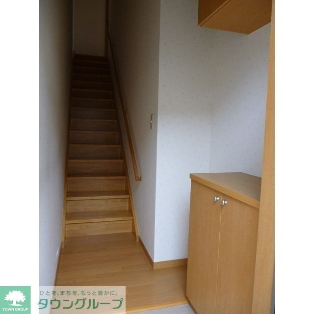 玄関　★お部屋探しは株式会社タウンハウジング東京まで★