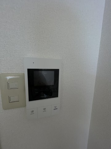 セキュリティ　モニター付きインターホンです