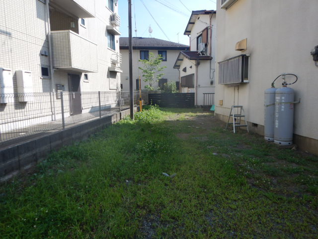 エントランス　Ａ棟までの通路
