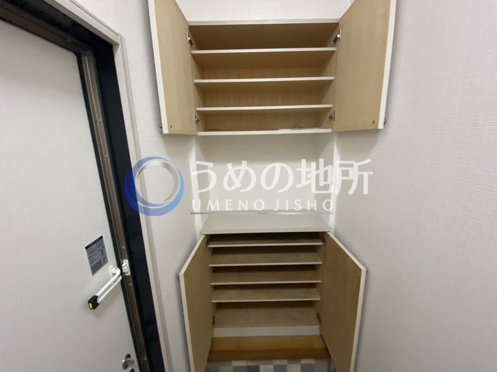 収納　靴箱