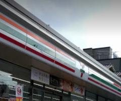 コンビニ　セブンイレブン 大阪大和田1丁目店（コンビニ）まで74m