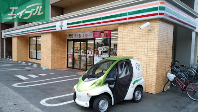 コンビニ　セブンイレブンJR高島駅西店（コンビニ）まで248m