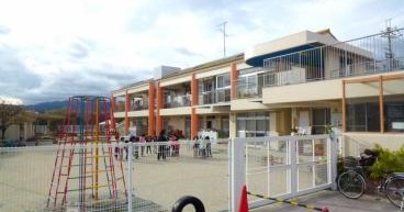 幼稚園・保育園　幼保連携型認定こども園いずみ幼稚園（幼稚園・保育園）まで777m