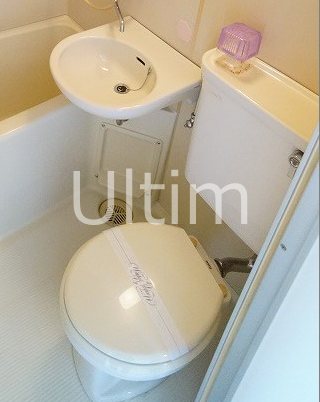 トイレ　別部屋のお写真です。ご参考までに！