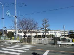 小学校　豊川市立一宮西部小学校（小学校）まで459m