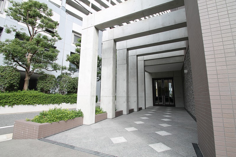 建物外観　上質なエントランス