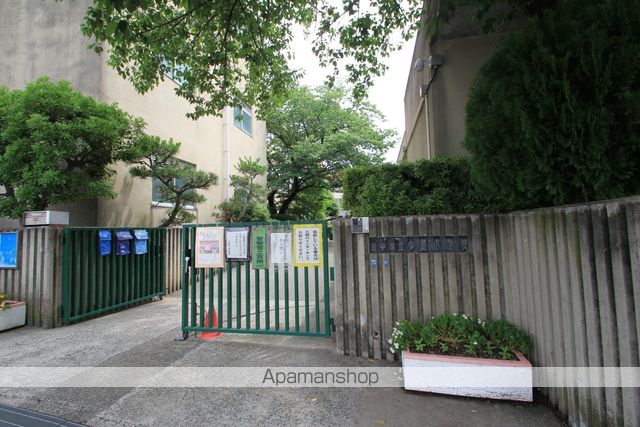 小学校　少路小学校（小学校）まで366m