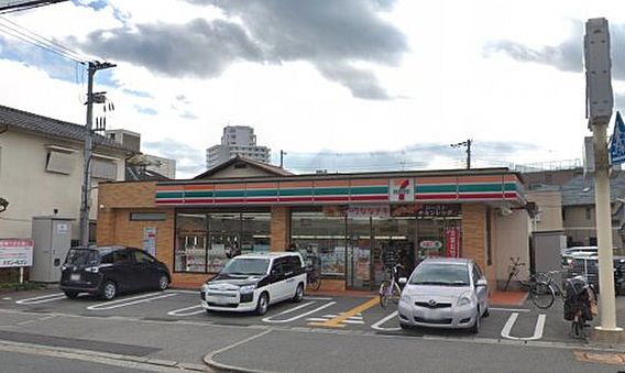 コンビニ　セブンイレブン（甲子園浦風町）（コンビニ）まで451m