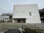 図書館　習志野市立中央図書館（図書館）まで837m