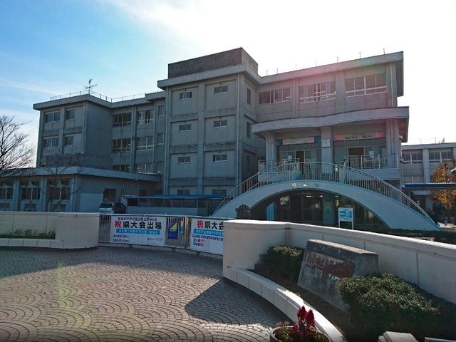 中学校　浜松市立東陽中学校（中学校）まで1400m