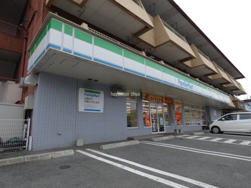 コンビニ　ファミリーマート 熊本本山4丁目店（コンビニ）まで2302m