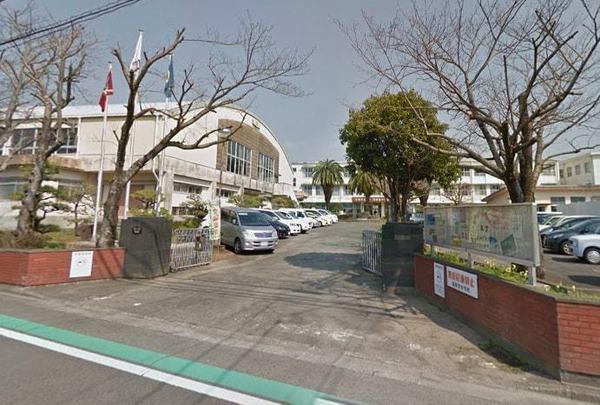 中学校　宮崎市立宮崎西中学校（中学校）まで1395m