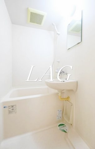 バス・シャワールーム　お風呂です。
