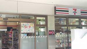 コンビニ　セブンイレブン勝どき駅前店（コンビニ）まで272m