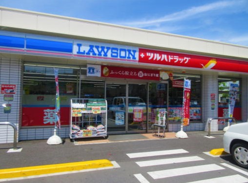 コンビニ　ローソンツルハドラッグ杉並和田店（コンビニ）まで73m