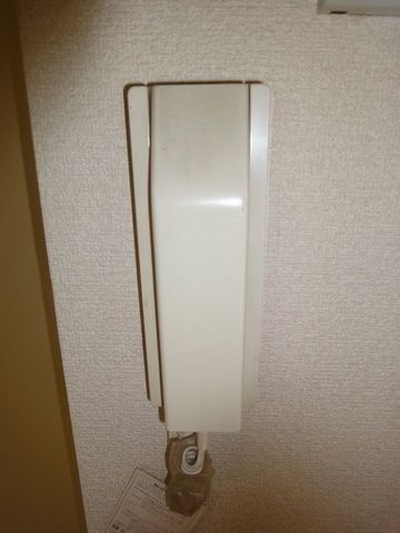その他設備　モニター付きインターホンに変更しました