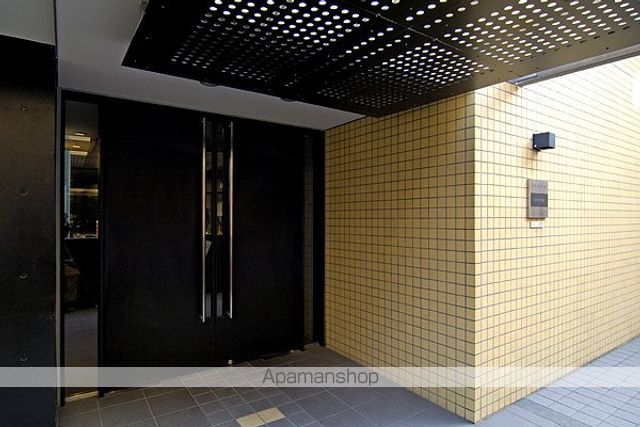 レジディア新宿イーストの外観写真
