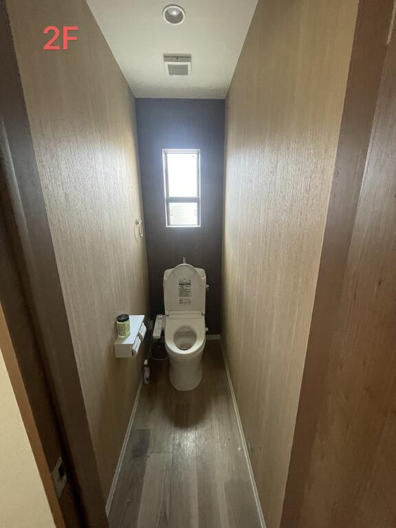 塚本4丁目戸建のトイレ写真