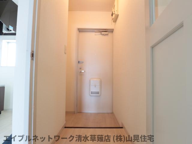 玄関　ゆったりとした玄関です