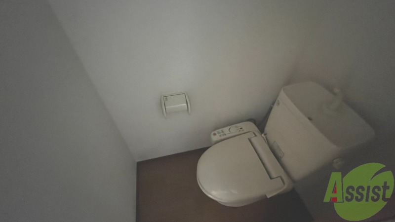 トイレ　トイレを撮影しました。ウォシュレットが付いています。