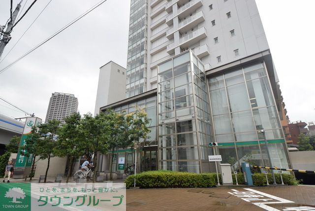 銀行　りそな銀行石神井支店（銀行）まで690m