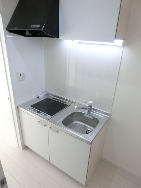 キッチン　お掃除が簡単なＩＨクッキングヒーター