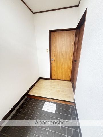 ＪＲ東海道本線 藤枝駅 徒歩12分 2階建 築42年の玄関写真