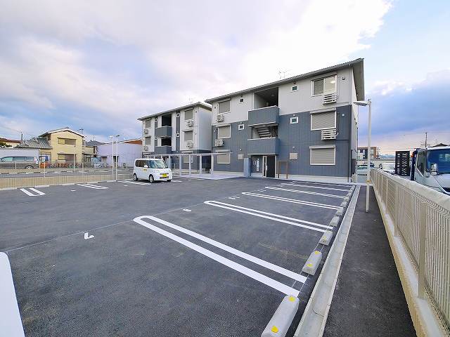 駐車場　カースペースがあります