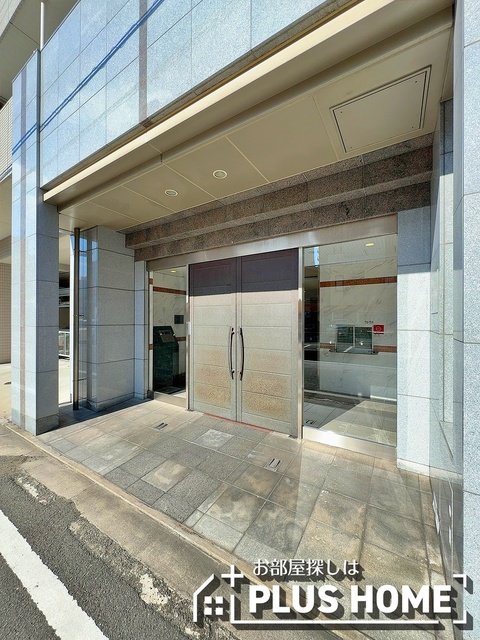 シャルマンフジ和歌山駅前の外観写真