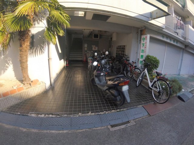 エントランス