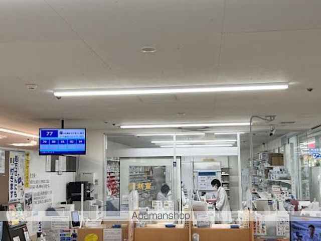 ドラックストア　ウエルシアダイエー東大島店（ドラッグストア）まで377m