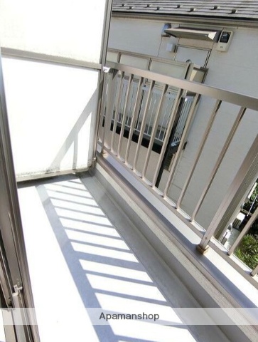 ブルーライン 岸根公園駅 徒歩7分 2階建 築20年の内装写真