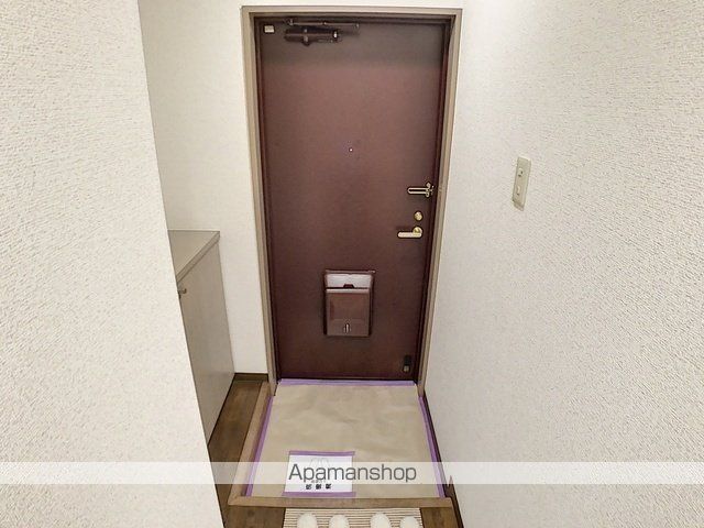 小田急線 相模大野駅 徒歩13分 4階建 築33年の玄関写真