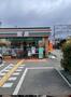 コンビニ　セブンイレブン初芝駅東店（コンビニ）まで149m