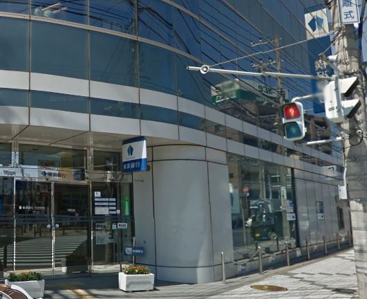 銀行　横浜銀行 和泉支店（銀行）まで303m