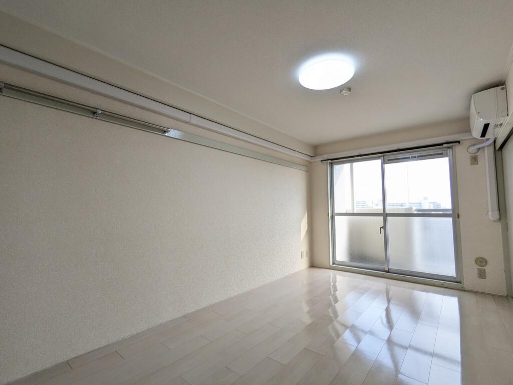 AIマンション大和の居間写真